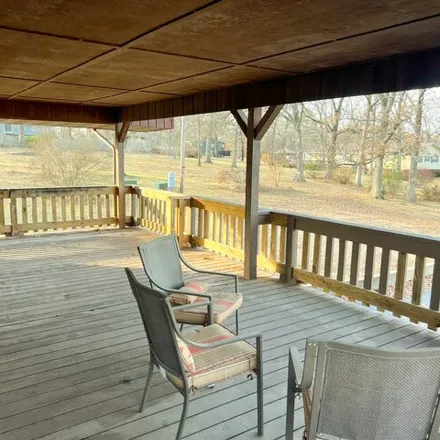 Image 7 - 1221 Redwood Drive, Willow Springs, Howell County, MO 65793, USA - House for sale