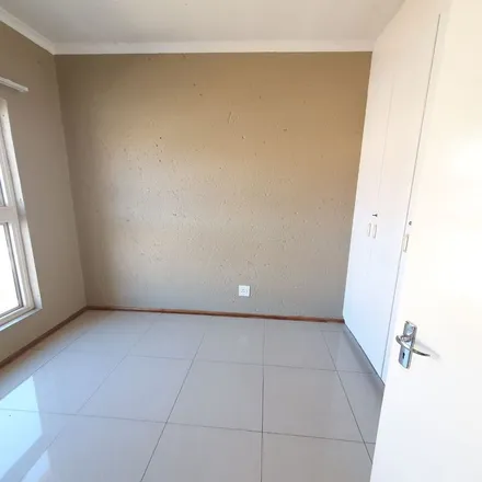 Rent this 2 bed apartment on 180 Commissioner Street in Johannesburg Ward 124, Johannesburg