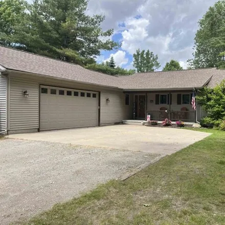 Image 1 - 346 W Love Rd, Sanford, Michigan, 48657 - House for sale