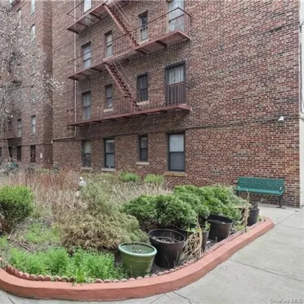 Image 7 - 2922 Barnes Ave Apt 6f, New York, 10467 - Apartment for sale