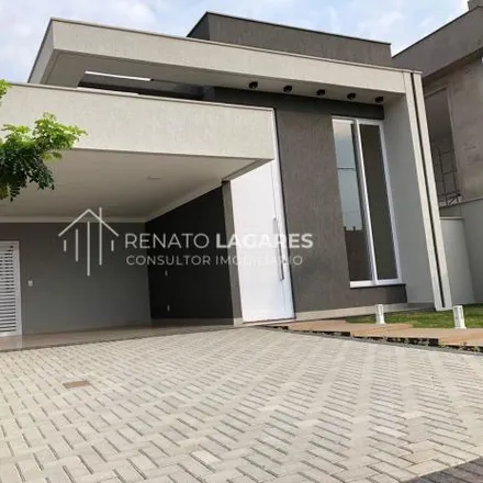 Buy this 3 bed house on unnamed road in Aparecida de Goiânia - GO, 74946-625