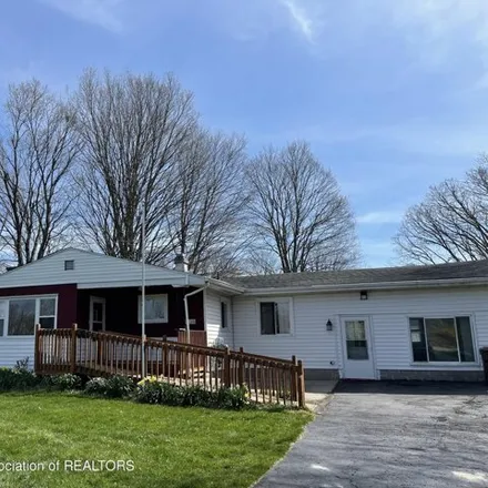 Image 1 - 7178 Williams Road, Windsor Charter Township, MI 48911, USA - House for sale