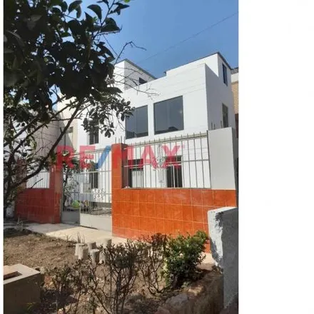 Buy this 4 bed house on Pasaje F in Los Olivos, Lima Metropolitan Area 15304