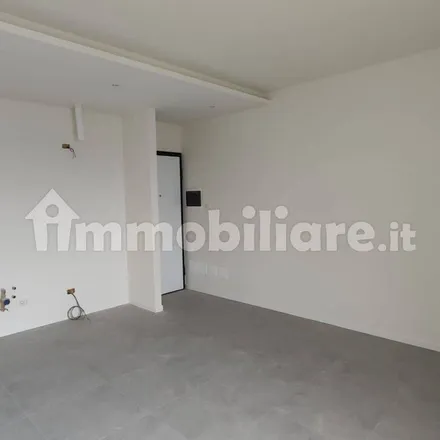 Image 4 - Garage Torino, Via Sardegna, 27058 Voghera PV, Italy - Apartment for rent