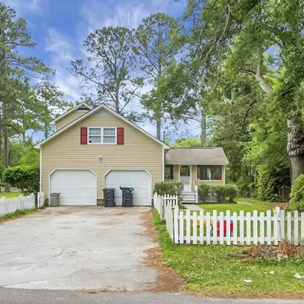 Image 2 - 102 King St, Summerville, South Carolina, 29483 - House for sale