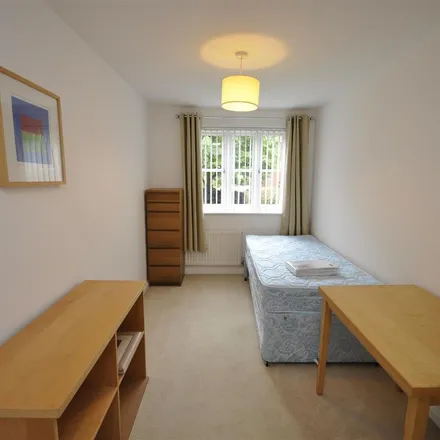Rent this 2 bed apartment on Lucas Court in Royal Leamington Spa, CV32 5JL