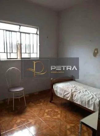 Buy this 2 bed house on Rua Araçuaí in Sede, Contagem - MG