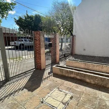Buy this 5 bed house on Tuyutí 1431 in Partido de Lanús, 1822 Gerli