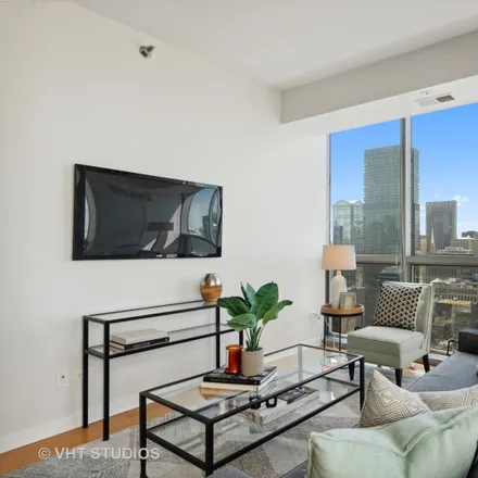 Image 3 - Silver Tower, 325 West Ohio Street, Chicago, IL 60654, USA - House for sale