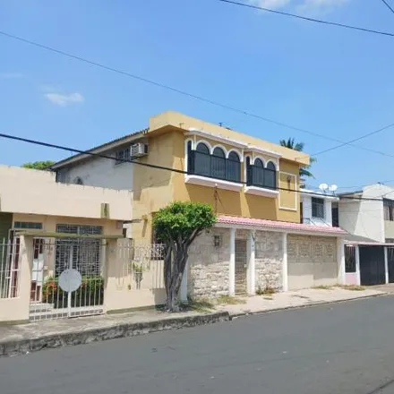 Buy this 4 bed house on 2 Callejón 11B in 090909, Guayaquil