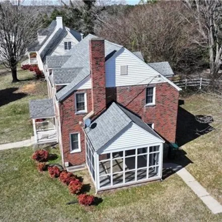 Image 4 - The Cardiovascular Group, 900 Buffalo Street, Farmville, VA 23901, USA - House for sale