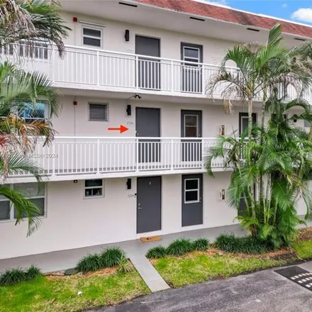 Buy this 2 bed condo on 1915 Coral Heights Boulevard in Coral Heights, Broward County