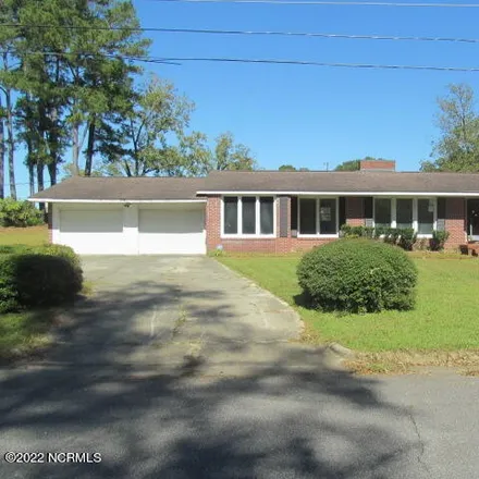 Buy this 3 bed house on 252 Frink Street in McKenzie Woods, Whiteville