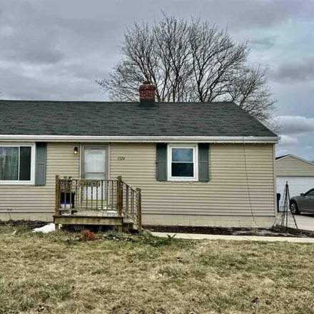 Buy this 3 bed house on 1360 Main Street in Luxemburg, Kewaunee County