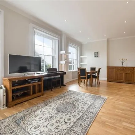 Image 4 - 28 Hyde Park Gardens, London, W2 2NB, United Kingdom - Apartment for sale