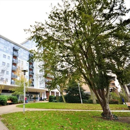 Rent this 2 bed apartment on Becket House in New Road, Warley