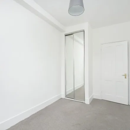 Rent this 2 bed apartment on The University of West London in The Park, London
