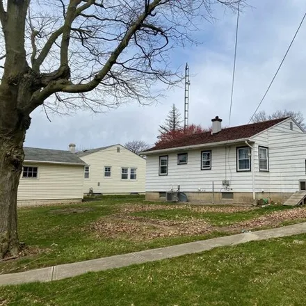 Image 2 - 1277 William Street, Bucyrus, OH 44820, USA - House for sale