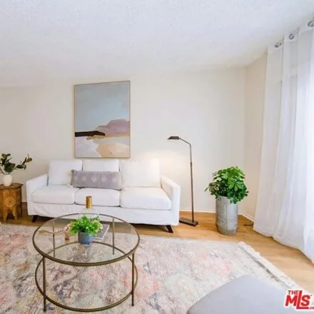 Image 7 - 6100 Canterbury Drive, Culver City, CA 90230, USA - Condo for sale