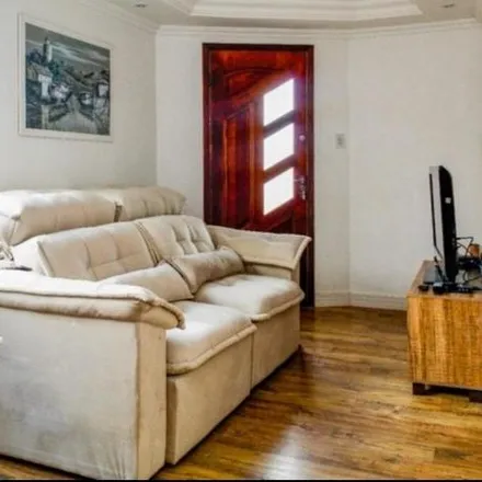 Buy this 3 bed house on Rua José de Oliveira Franco 2636 in Bairro Alto, Curitiba - PR