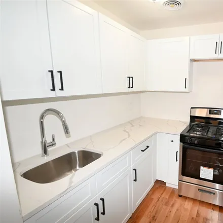 Image 4 - 1659 Nelson Avenue, New York, NY 10453, USA - Duplex for rent