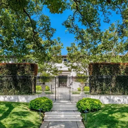 Rent this 5 bed house on 722 North Maple Drive in Beverly Hills, CA 90210