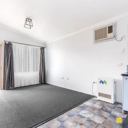 Image 5 - Harry Trott Oval, Neale Street, Kennington VIC 3550, Australia - Apartment for rent