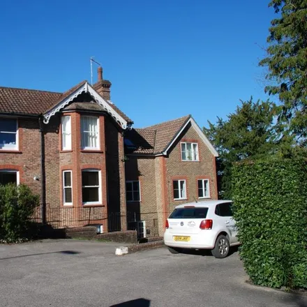 Rent this 1 bed apartment on The Knoll in 52 Paddockhall Road, Haywards Heath
