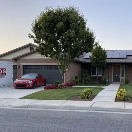 Buy this 4 bed house on 10612 Valle De Erro Lane in Bakersfield, CA 93314