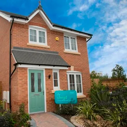 Buy this 3 bed house on Ffordd Pedrog in Flint, CH6 5WH