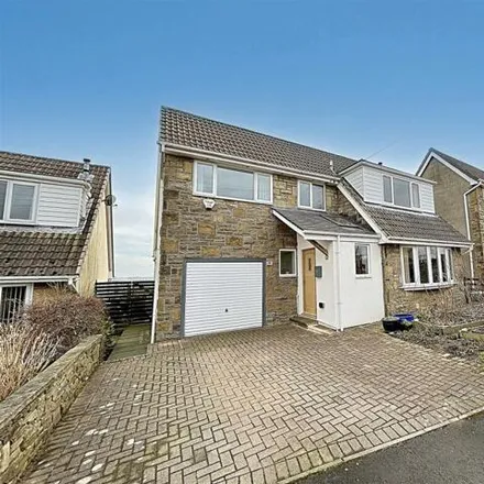 Buy this 3 bed house on Summer Lane in Emley, HD8 9SJ