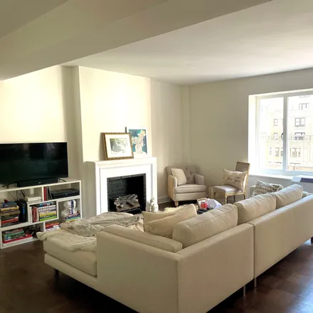 Rent this 1 bed apartment on Sarabeth's in 40 Central Park South, New York