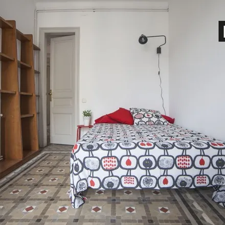 Rent this 6 bed room on Carrer de Balmes in 55, 08001 Barcelona