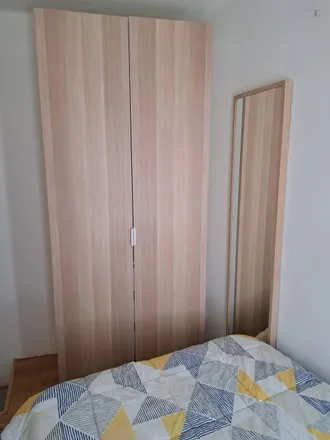 Rent this 3 bed room on Carrer de Clotés in 08001 Barcelona, Spain