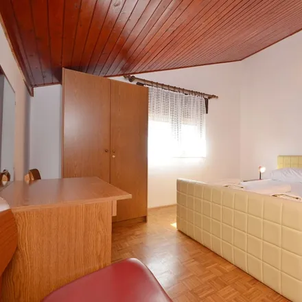 Image 5 - Vodice, Grad Vodice, Šibenik-Knin County, Croatia - Apartment for rent