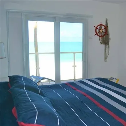 Rent this 2 bed condo on Longboat Key in FL, 34228