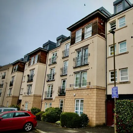 Rent this 2 bed apartment on 4 Powderhall Rigg in City of Edinburgh, EH7 4GA