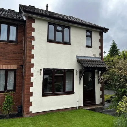Rent this 2 bed townhouse on Eaton Fields in Oswestry, SY11 2YU