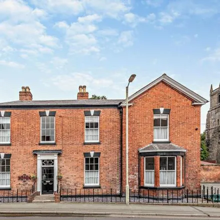 Buy this 5 bed townhouse on Billie Bob Barbers in 1 Lower Brook Street, Oswestry