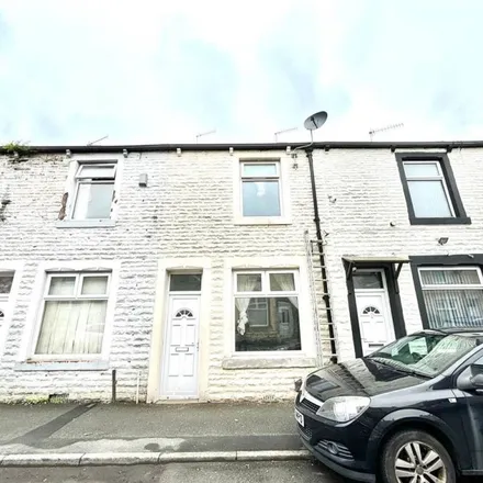 Rent this 3 bed apartment on Bar Street in Burnley, BB10 1XH