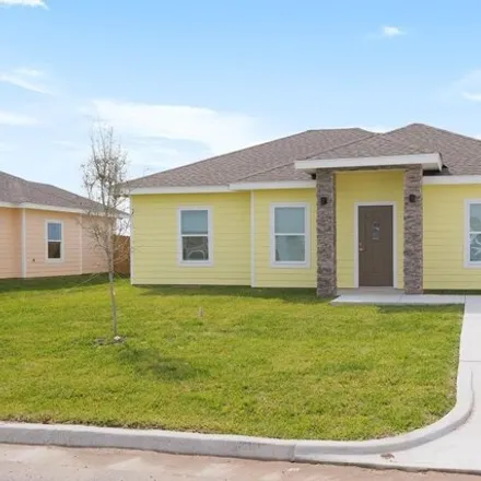 Rent this 3 bed house on 11098 Rosa Street in Santa Maria, Cameron County