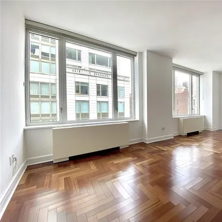 Image 4 - 220 Riverside Boulevard, New York, NY 10069, USA - Condo for sale