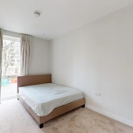 Image 7 - South Garden Court, 6 Heygate Street, London, SE17 1FQ, United Kingdom - Apartment for rent