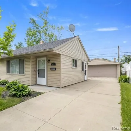 Rent this 2 bed house on 521 Brandt St in Garden City, Michigan