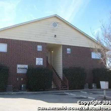 Image 1 - Stake Genealogy Library, East Sunshine Drive, San Antonio, TX 78228, USA - Apartment for rent
