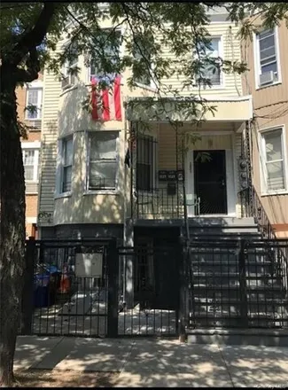 Buy this 9 bed house on 1221 Tinton Avenue in New York, NY 10456
