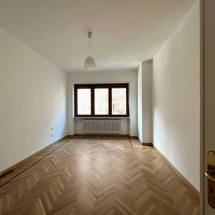 Image 3 - Via Amerigo Vespucci, 10128 Turin TO, Italy - Apartment for rent