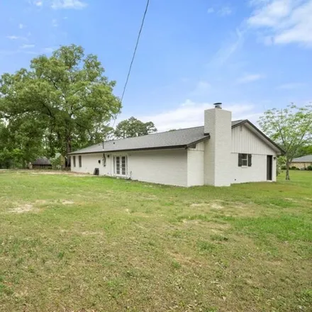 Image 2 - 236 Lake Street, New Llano, Vernon Parish, LA 71461, USA - House for sale