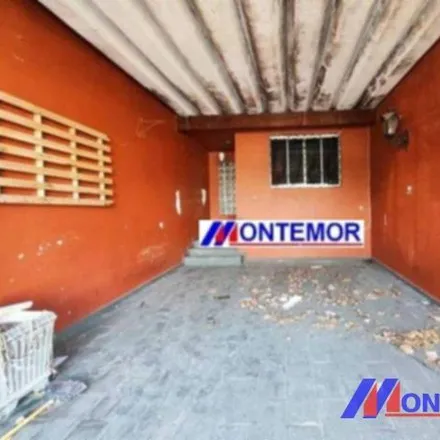 Rent this 4 bed house on Paróquia Santa Luzia e Santo Expedito in Avenida Luiz Pequini 370, Santa Terezinha
