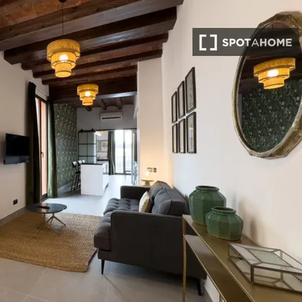 Rent this studio apartment on Spaces in Passatge de Mas de Roda, 6